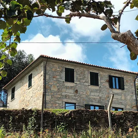 Semesterbostad Quinta Das Mirandas Nature Oliveira de Frades